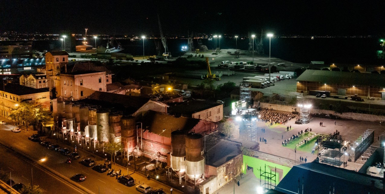 Το εμβληματικό κτίριο της πρώην ζυθοποιίας ΦΙΞ στη Θεσσαλονίκη ξαναγεννιέται 