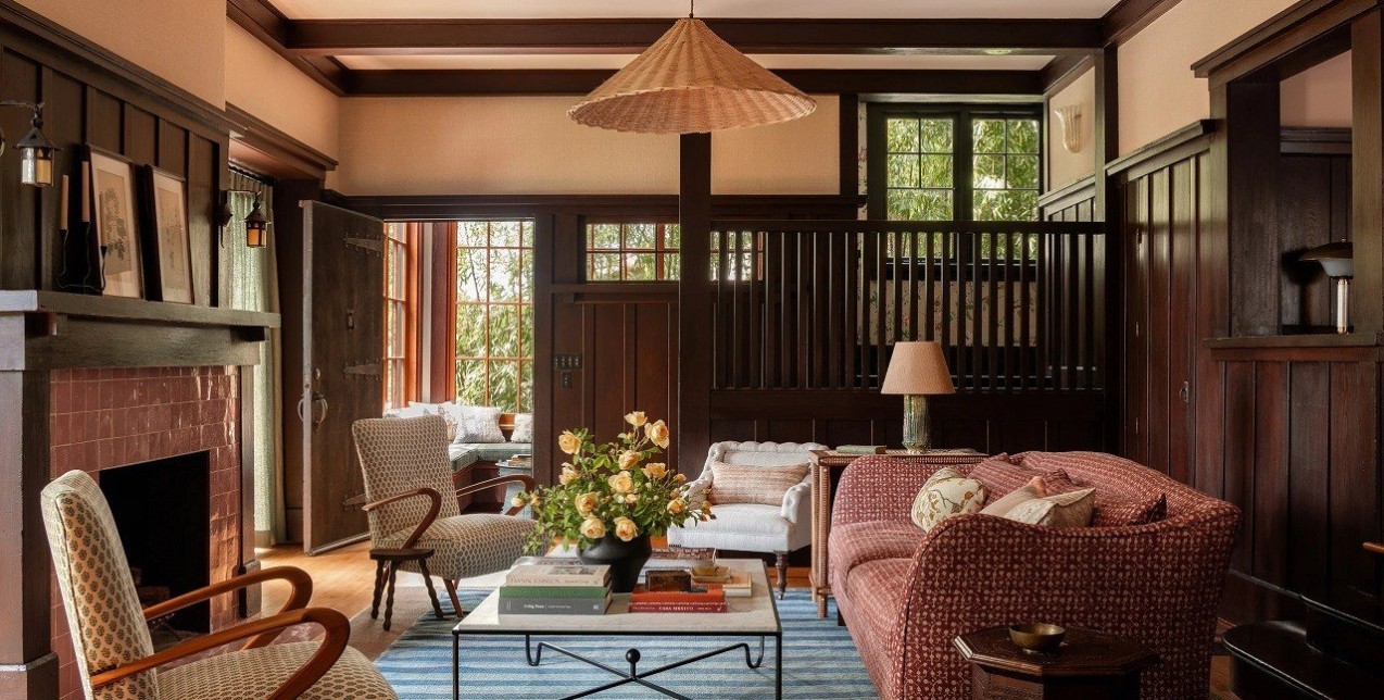 Μια κατοικία των 20's στην California με eclectic Ευρωπαϊκό αέρα