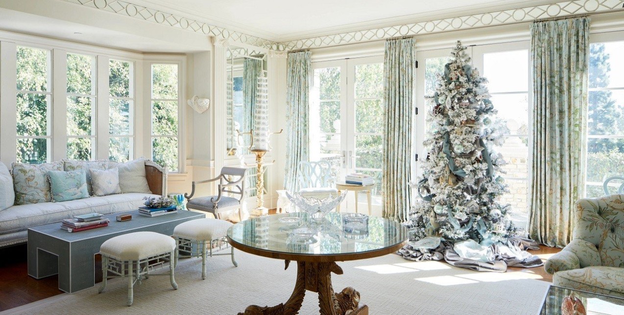 Πώς να καθαρίσετε αποτελεσματικά τους χώρους σας πριν στολίσετε για τα Χριστούγεννα