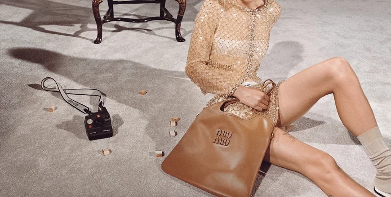 2023 in a nutshell: Οι πιο hot fashion μάρκες και τα best-selling items του έτους
