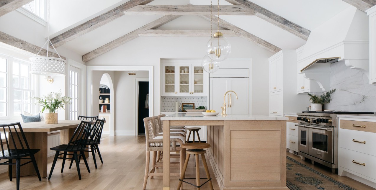 Ένα family house στο Illinois της Αμερικής συνδυάζει μοναδικά το κλασικό με το μοντέρνο design
