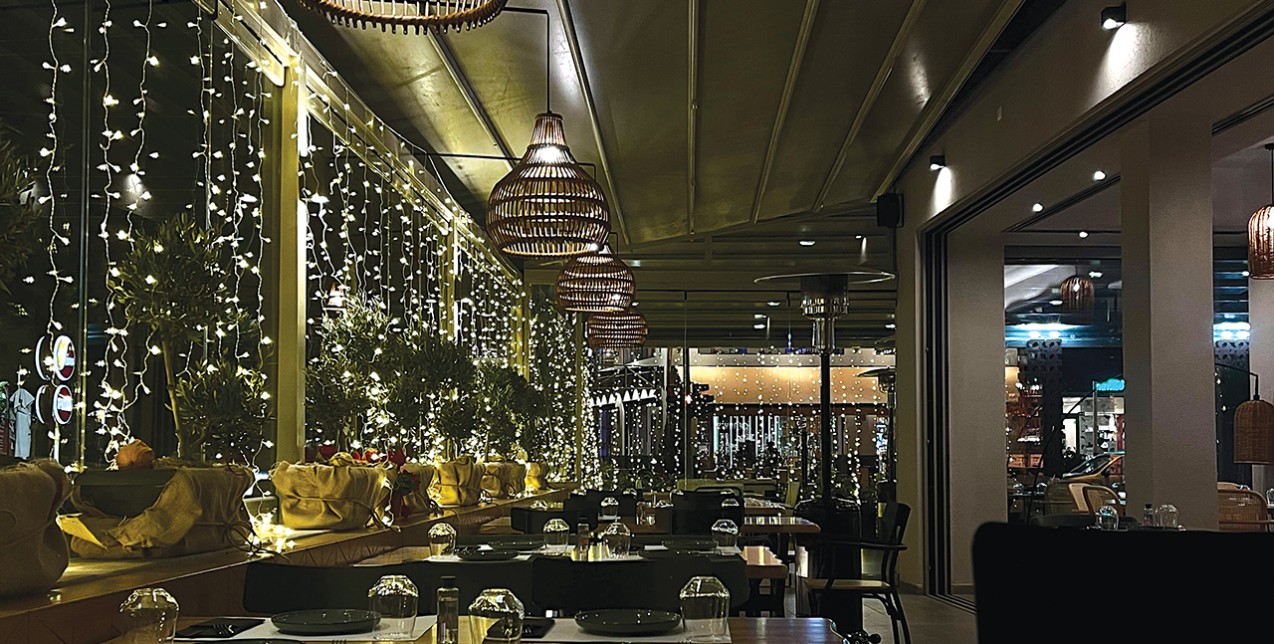 Το εστιατόριο στο Πανόραμα που «υμνεί» την ελληνική κουζίνα και αποτελεί μονόδρομο για τις γιορτές