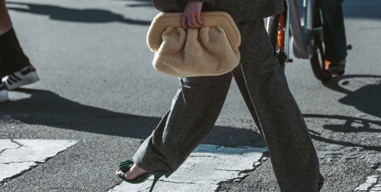 Τα clutch bags που θα σας συνοδέψουν με στιλ στις all day, εορταστικές εμφανίσεις σας