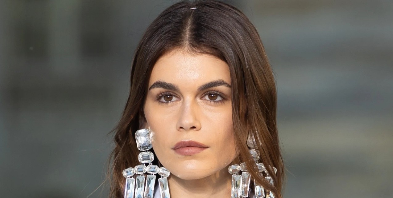 Αυτές είναι οι αποχρώσεις μαλλιών που θα κυριαρχήσουν το 2024