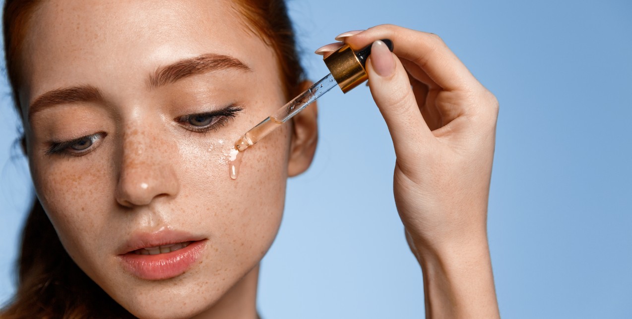 10 οροί με υαλουρονικό οξύ για να εντάξετε στο skincare routine σας