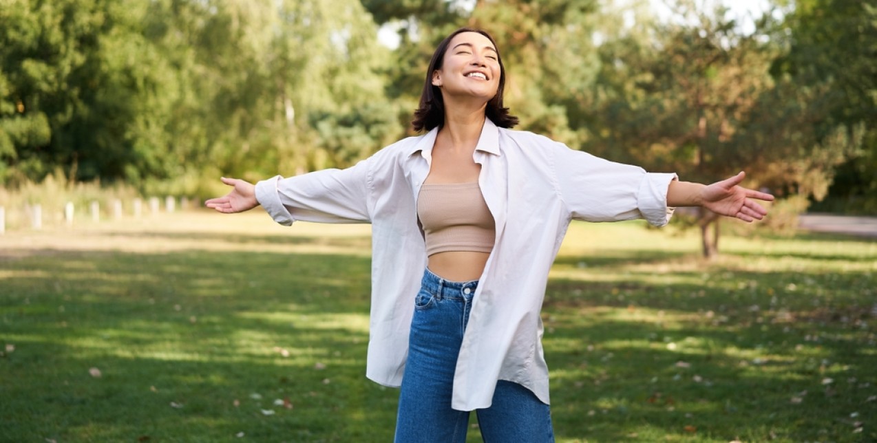 Breathwork for anxiety: Πώς να καταπολεμήσετε το άγχος με την αναπνοή σας 