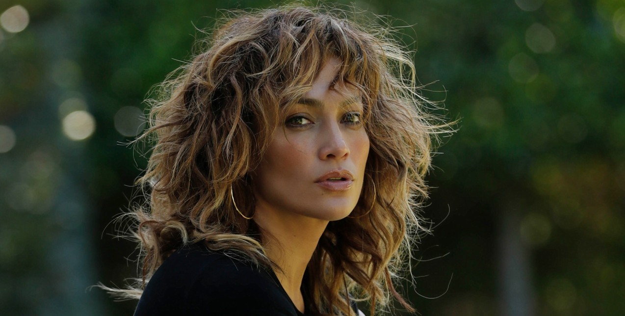 Γιατί και πώς πρέπει να κάνετε απολέπιση του τριχωτού της κεφαλής σας