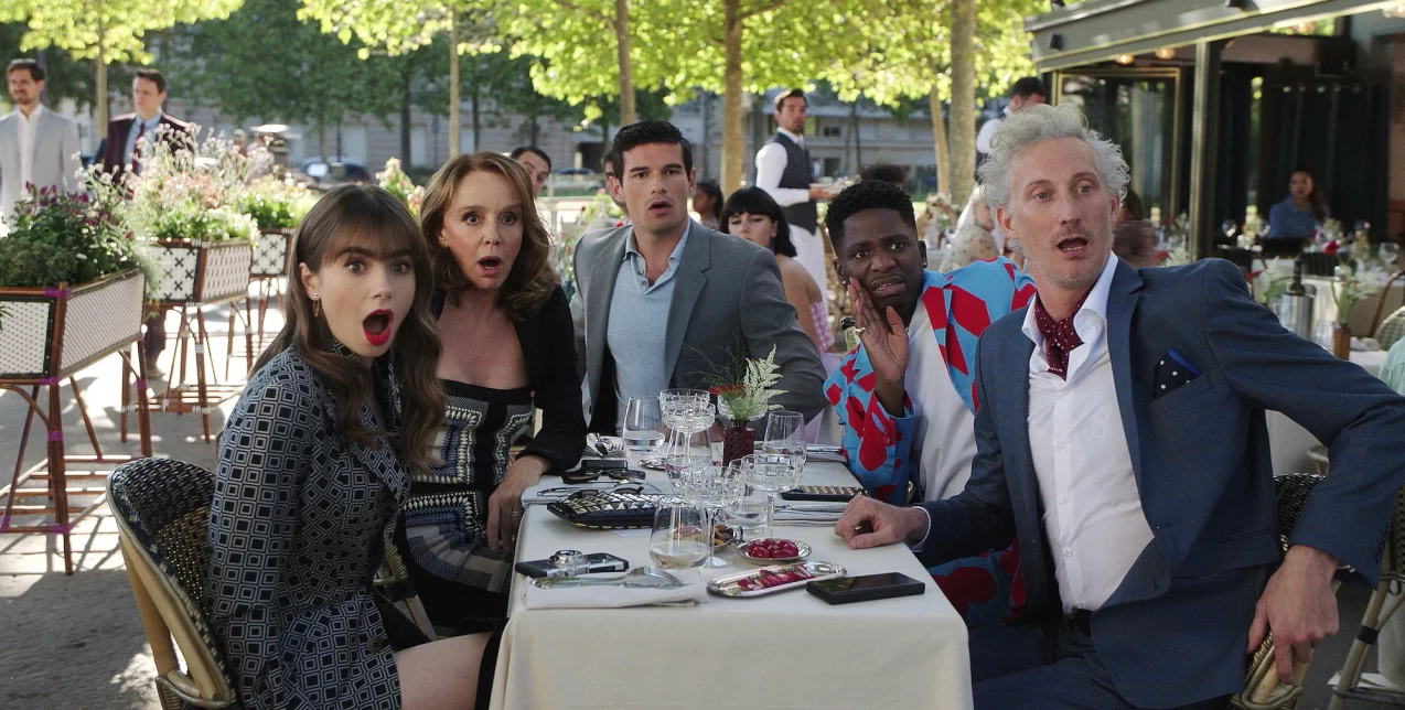 Η guest εμφάνιση της Brigitte Macron στο Emily in Paris είναι η έκπληξη που περιμέναμε 