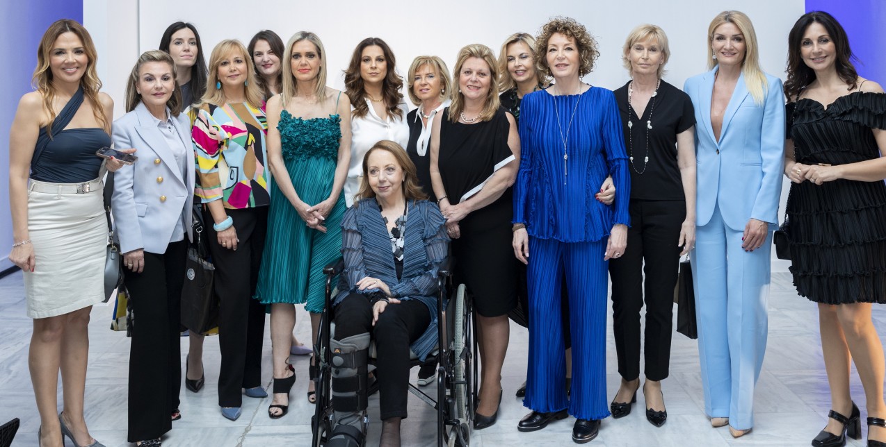 Η επίδειξη μόδας της Δάφνης Βαλέντε με φιλανθρωπικό χαρακτήρα στο MOMus της Θεσσαλονίκης 