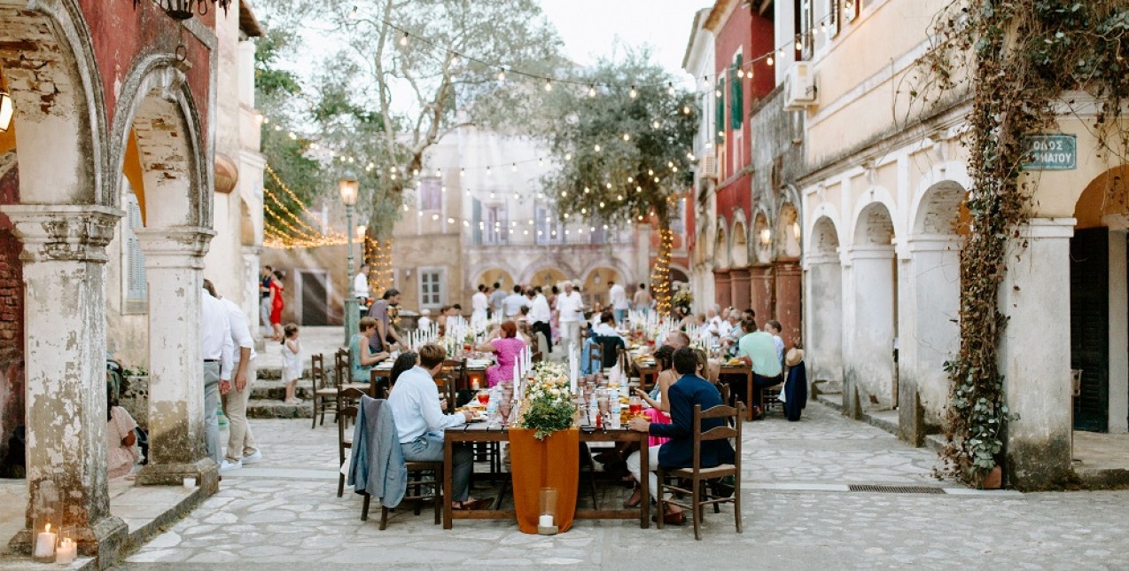 Ζήστε ένα αξέχαστο Πάσχα και μια μοναδική Πρωτομαγιά σε δύο γοητευτικά resorts στην Κέρκυρα
