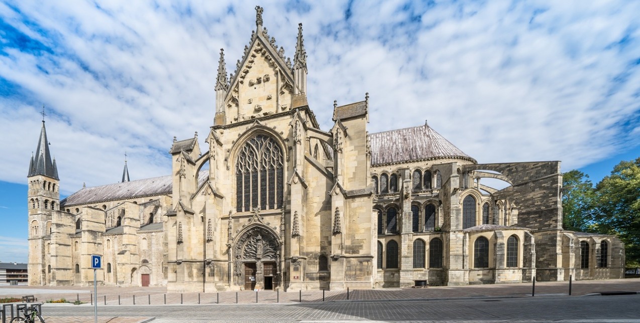 Διασωθέντες πίνακες από την πυρκαγιά της Παναγίας των Παρισίων εκτίθενται για πρώτη φορά στην Πόλη του Φωτός