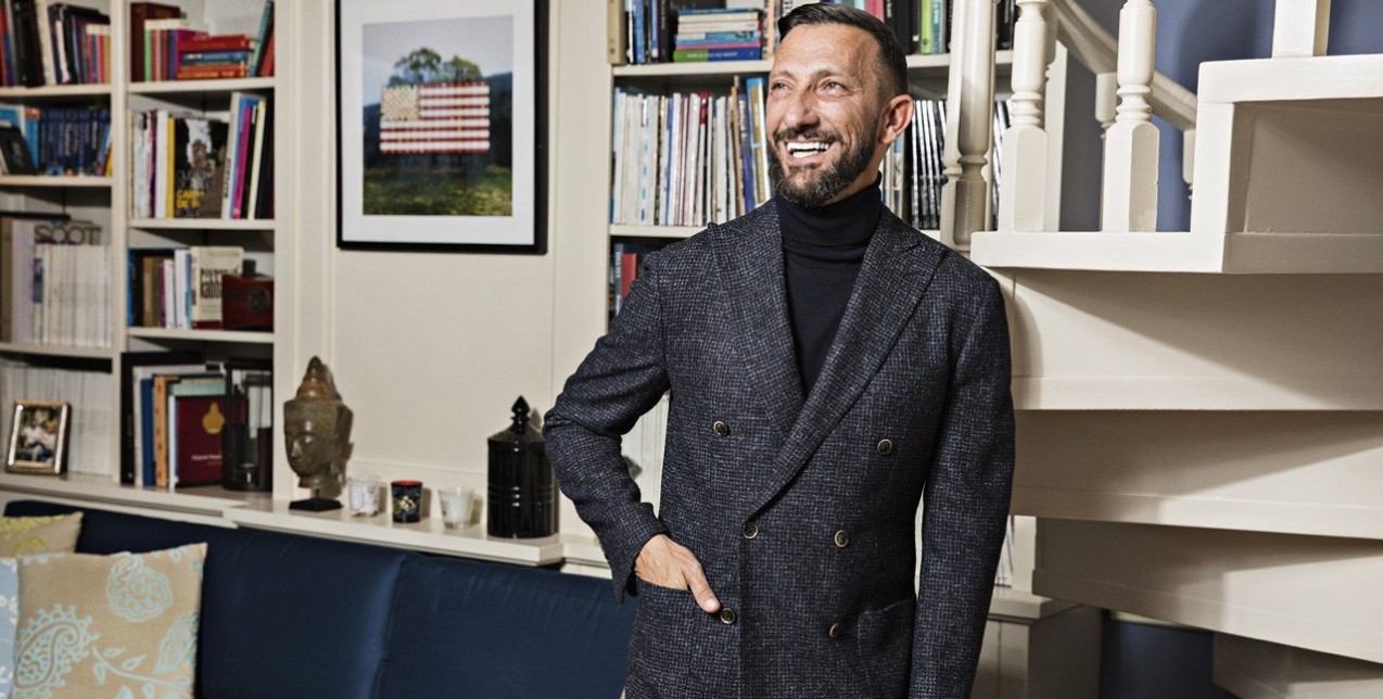 Ο Χάρης Ντάβλας μιλά για όσα κάνουν έναν άνδρα καλοντυμένο