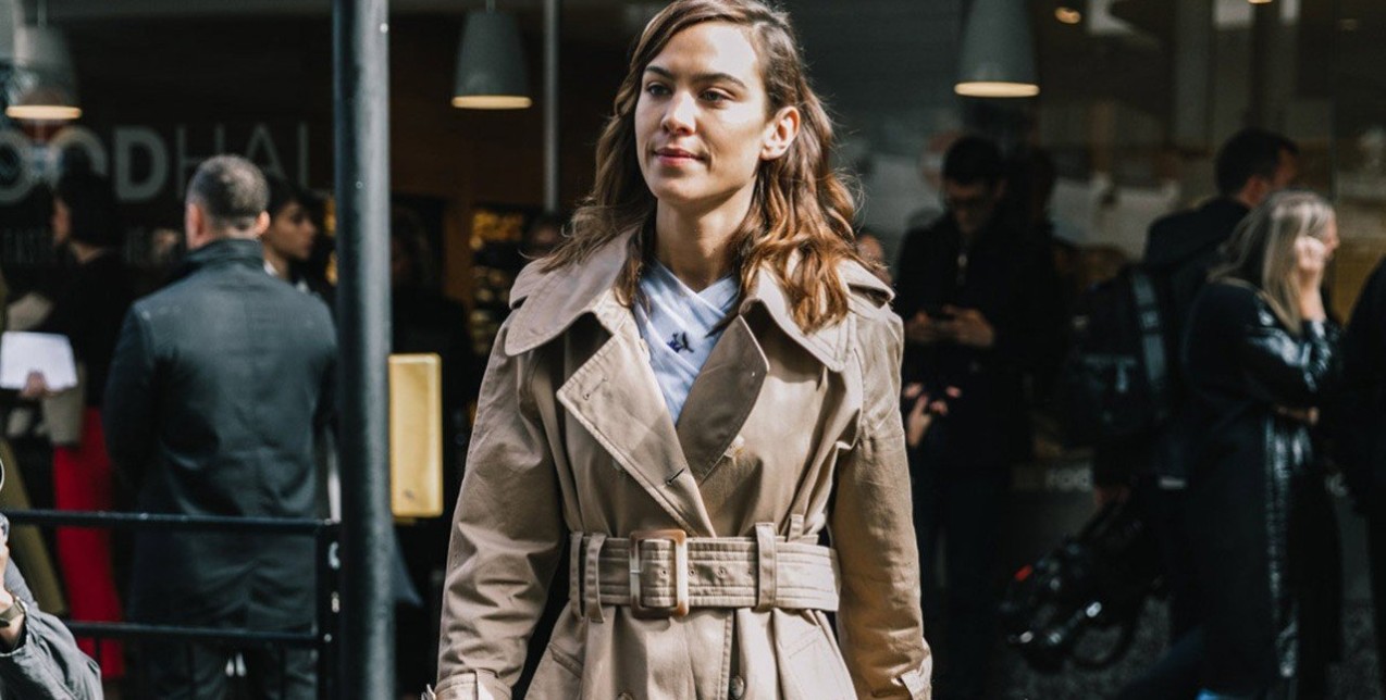 Πώς φοράνε οι celebrities το hot κομμάτι της σεζόν