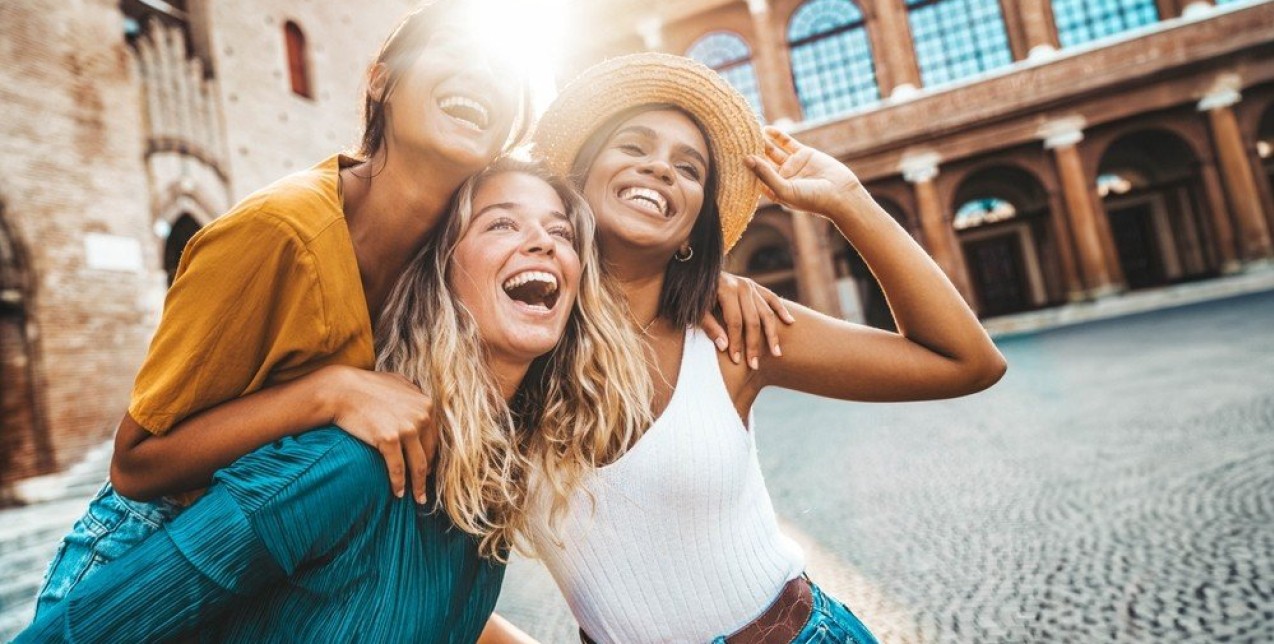 Αυτά τα 3 ζώδια προβλέπεται να έχουν το πιο happy καλοκαίρι