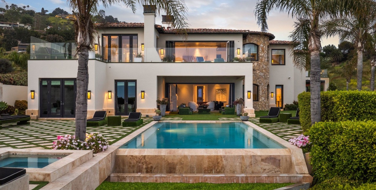 To υπερπολυτελές σπίτι όπου κάποτε ζούσε η Kylie Jenner στο Μαλιμπού είναι ξανά διαθέσιμο προς ενοικίαση