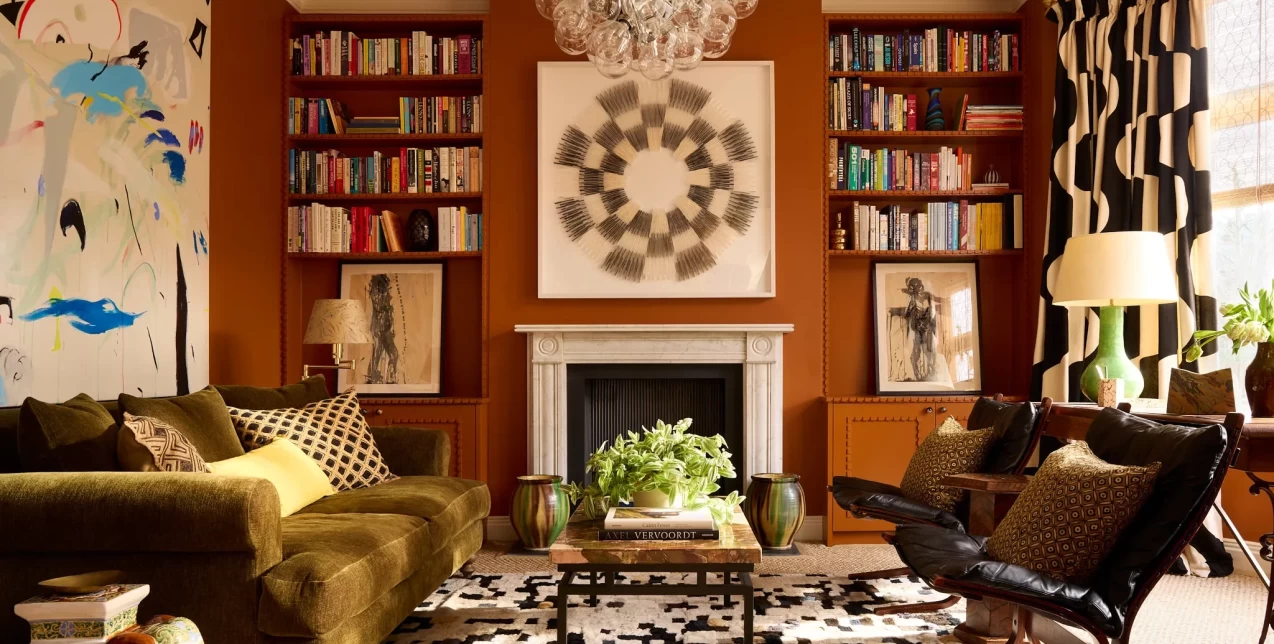 Ένα πολύχρωμο σπίτι στο Notting Hill, γεμάτο vintage στοιχεία και αντίκες