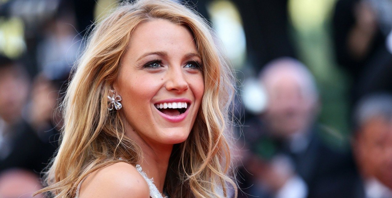 Τα ωραιότερα χτενίσματα της Blake Lively για να αντιγράψετε τώρα