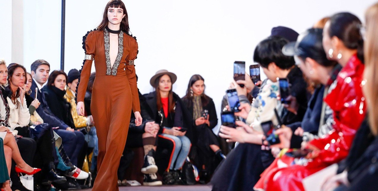 Chloé, Isabel Marant και Off White πρωτοτυπούν κι εντυπωσιάζουν