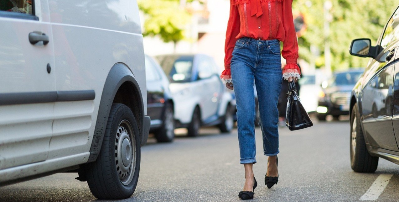 Συμβουλές για να φορέσετε τα jeans και στο γραφείο