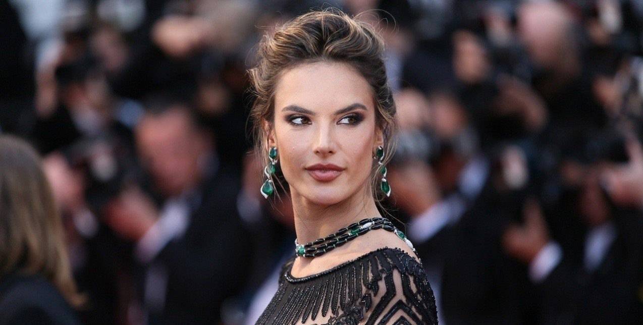 Contouring: Τα απαραίτητα tips & tricks για ένα σμιλευμένο πρόσωπο