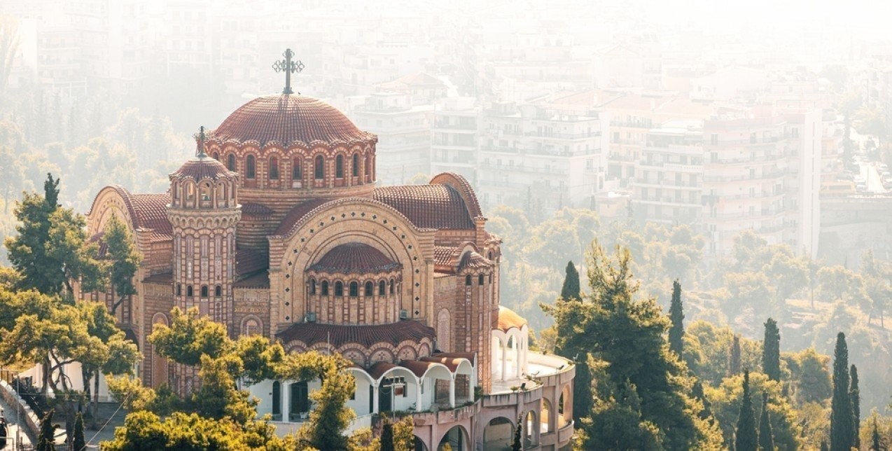 Πάσχα στη Θεσσαλονίκη: Οι εκκλησίες που μας μυούν στην υπέρτατη τελετουργία