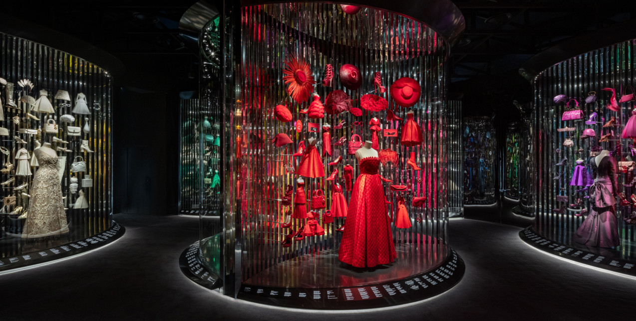 Designer of Dreams: Ο μαγευτικός κόσμος του Christian Dior άνοιξε τις πύλες του στη Σεούλ