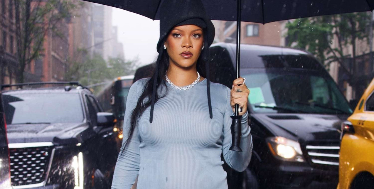 Οι τρεις αξέχαστοι τρόποι με τους οποίους η Rihanna αποκάλυψε την εγκυμοσύνη της