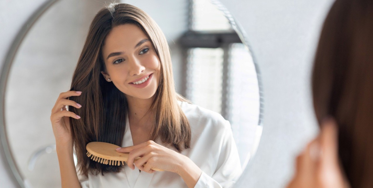 Κάθε φορά πριν χτενίσετε τα μαλλιά σας πρέπει να διαβάζετε αυτό 