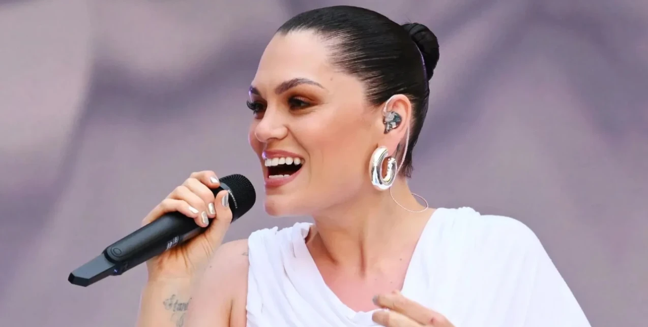Η Jessie J συγκινεί με τη δημοσίευσή της μετά την επέμβασή της για τον καρκίνο του μαστού 