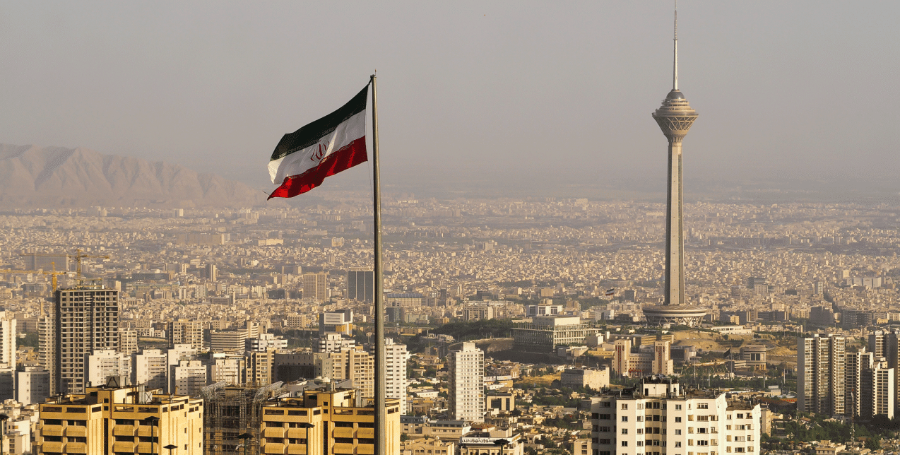 Το Ισραήλ βομβάρδισε το Ιράν - Μαζική απάντηση με drones από την Τεχεράνη