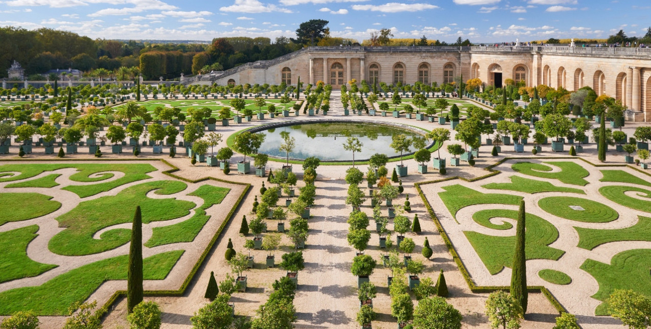 Ο Jacquemus επιστρέφει στις Βερσαλλίες για το επόμενο show του 