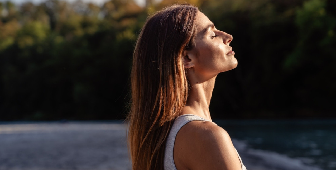 Κι όμως, υπάρχει συγκεκριμένη ώρα που πρέπει να καταναλώνουμε βιταμίνη D για μέγιστη απορρόφηση 
