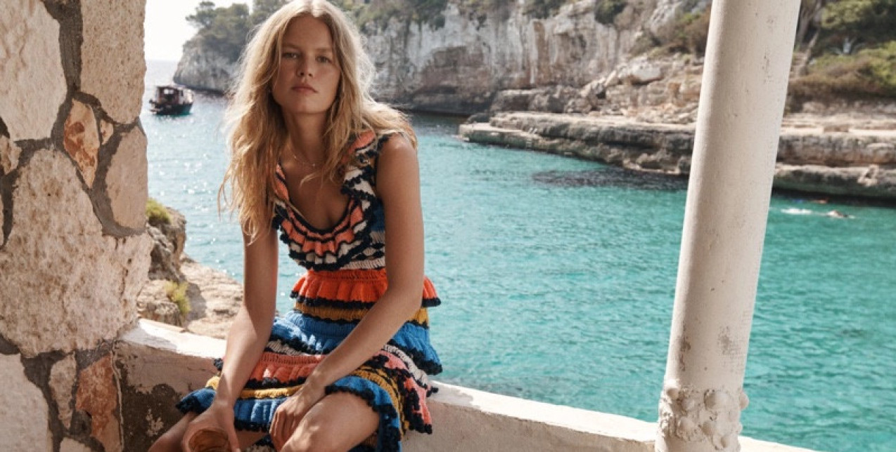 Πώς να μεταμορφώσετε ένα bad hair day σε signature look με λίγες μόνο κινήσεις