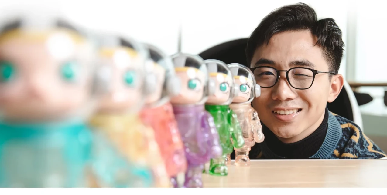 Wang Ning: Ποιος είναι ο άνθρωπος πίσω απά τα viral Labubu που βρίσκεται πλέον στο top 10 των δισεκατομμυριούχων της Κίνας;