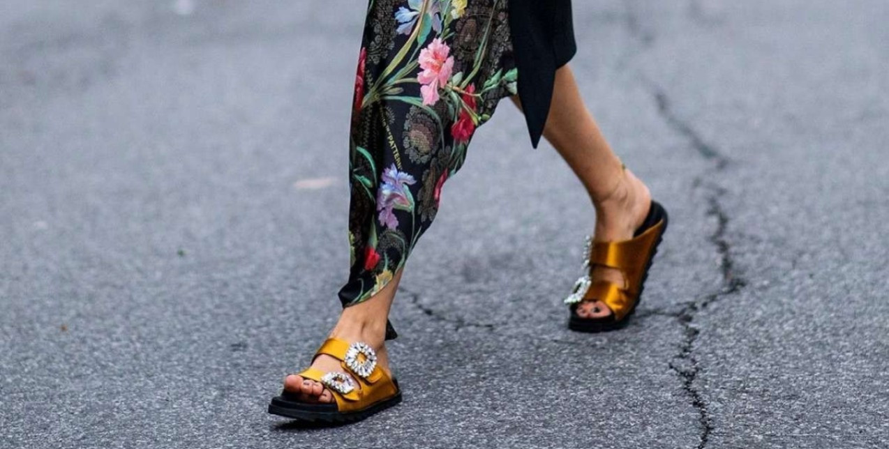 Τα flat shoes που προσδίσουν κομψότητα ισάξια των high heels 