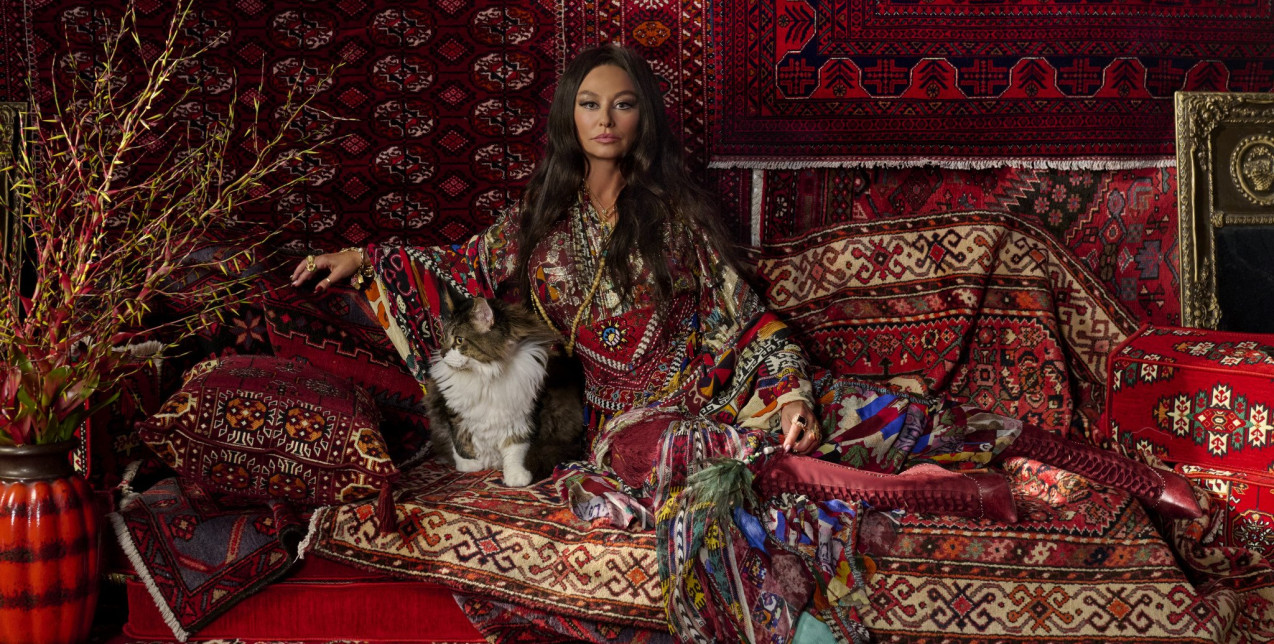 Η δημιουργός Camilla Franks μας διηγείται την πορεία της προς τη κορυφή της παγκόσμιας μόδας 