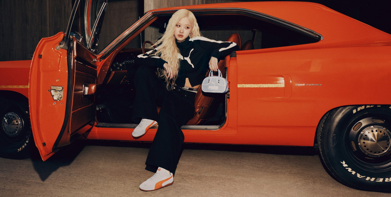 Τα it sneakers που επέστρεψαν από τη δεκαετία των '90s και έχουν ξετρελάνει όλες τις fashionistas