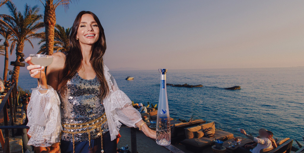 Μία μοναδική εμπειρία στο night life της Μυκόνου παρέα με την Ηλιάνα Παπαγεωργίου και την ultra premium βότκα Grey Goose Altius 