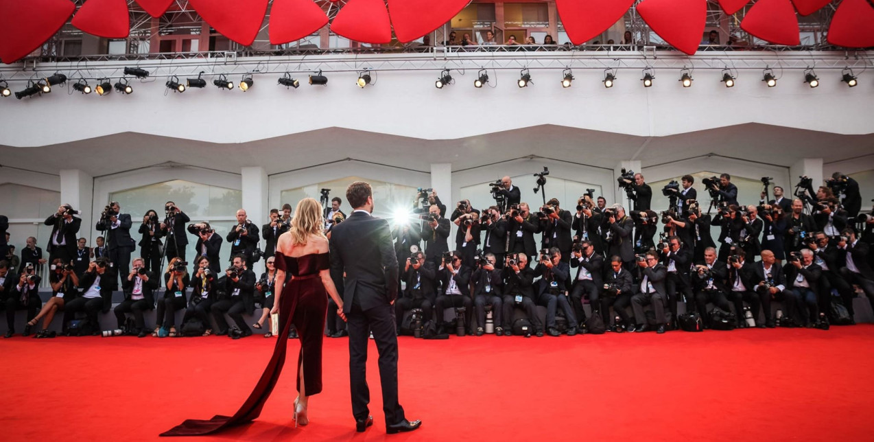 82ο Φεστιβάλ Κινηματογράφου Βενετίας: H μεγάλη επιστροφή του Γιώργου Λάνθιμου και όλα όσα ξεχωρίζουν από το φετινό πρόγραμμα του θεσμού