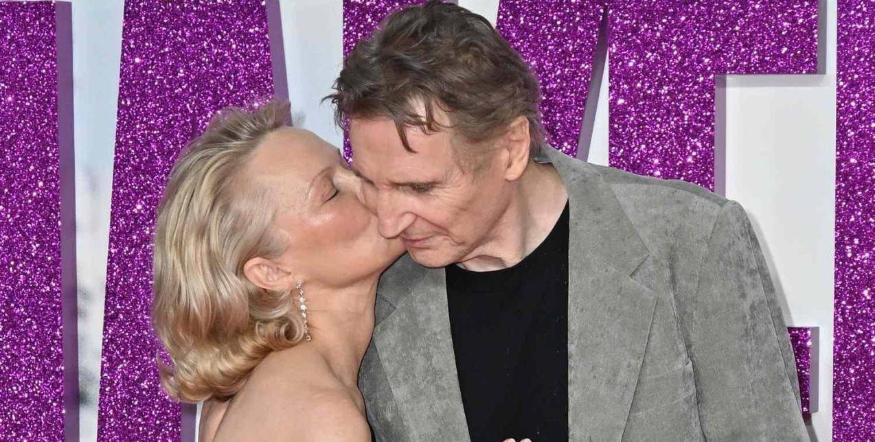It's official: Η Pamela Anderson και ο Liam Neeson είναι το νέο ζευγάρι του Hollywood 