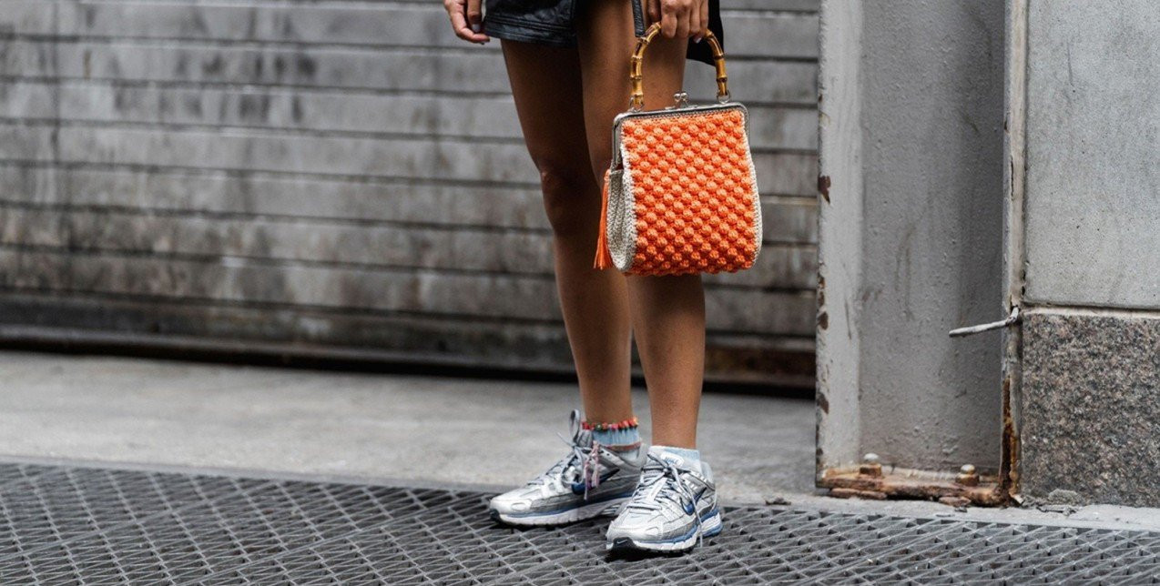 Τα sneakers που μπορείτε να αποκτήσετε στις summer sales και να μην αποχωρίζεστε τους επόμενους μήνες