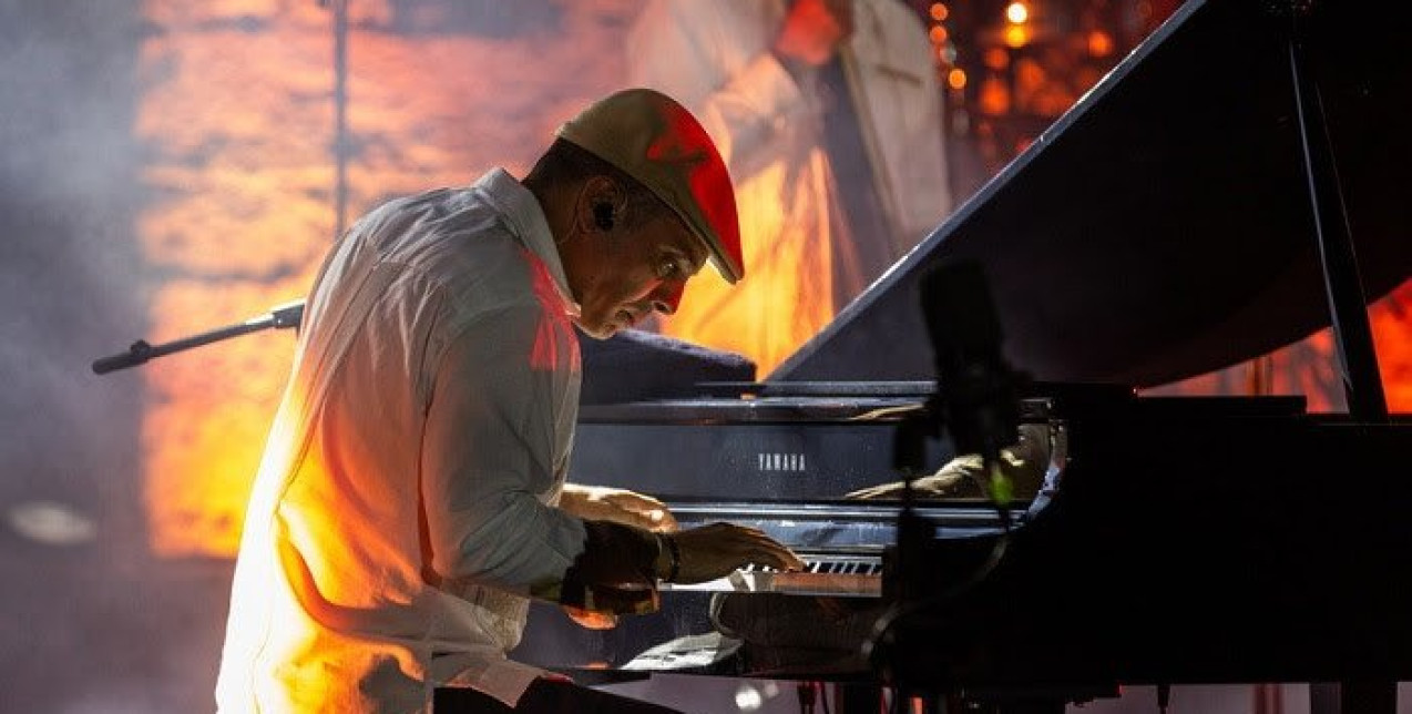 Μια μαγική βραδιά με τους Buena Vista All Stars κάτω από το φως της πανσελήνου σήμανε την έναρξη του Sani Festival 2025