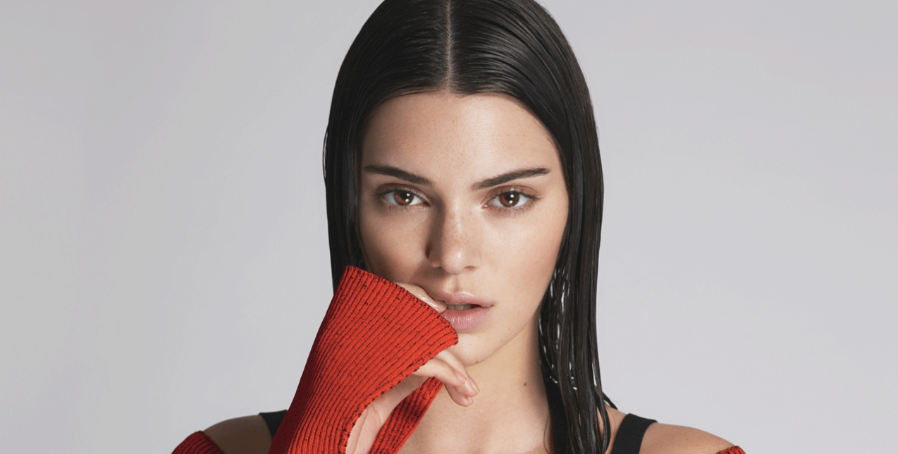 Δέρμα χωρίς ακμή: Οι celebrities αποκαλύπτουν τα μυστικά τους 