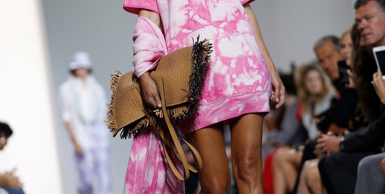 Τα bag trends που ξεχώρισαν στις ανοιξιάτικες πασαρέλες