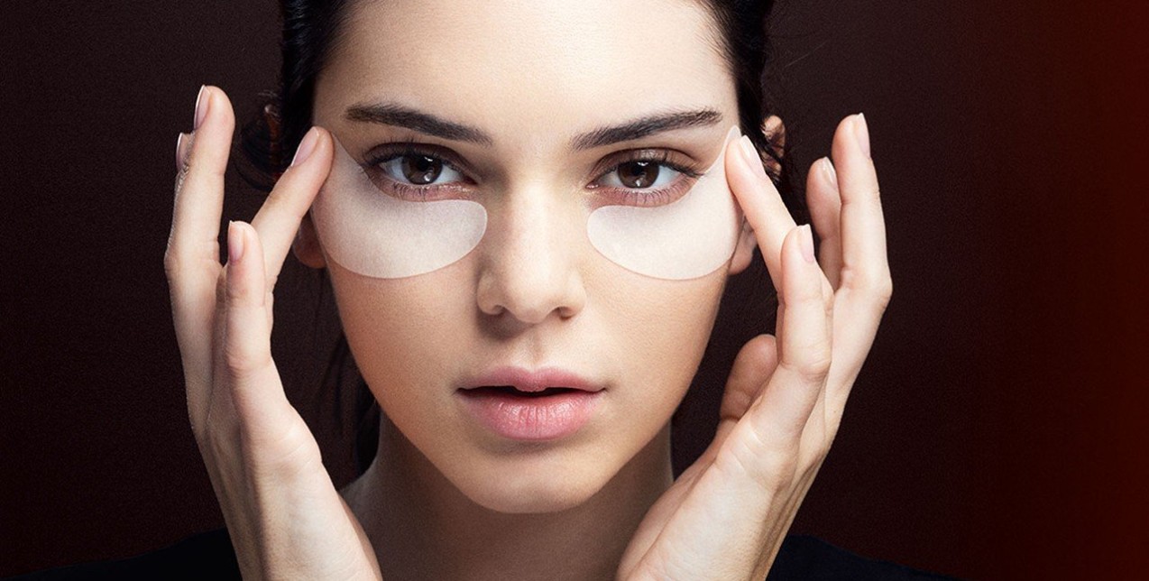 Το καλλυντικό που θα διώξει τις σακούλες κάτω από τα μάτια σας