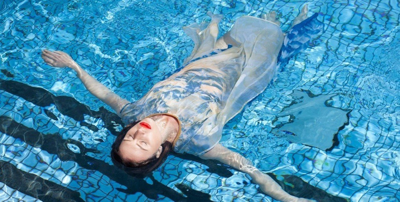 Οι λόγοι για να πείτε «ναι» στο κολύμπι ακόμα και κατά τη διάρκεια της autumn season