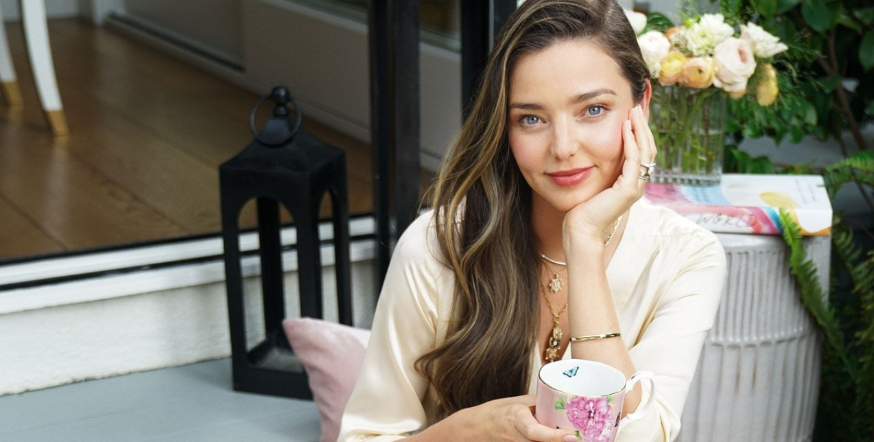 Τα makeup trends του φθινοπώρου μάς καλούν να «ξετυλίξουμε» τη φαντασία μας 