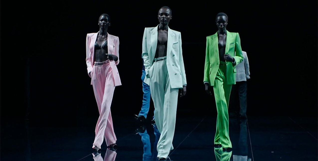 Η Spring/Summer 2026 collection του Tom Ford ήταν η τέλεια συνύπαρξη της κληρονομιάς του οίκου με τη σύγχρονη αισθητική