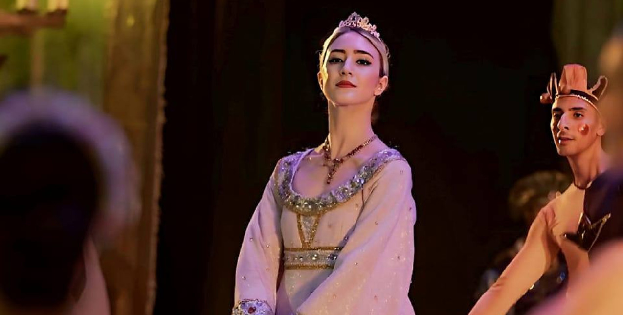 Αντιγόνη Τσιούλη: Ποια είναι η Ελληνίδα πρίμα μπαλαρίνα που χόρεψε στα εγκαίνια του Grand Egyptian Museum;