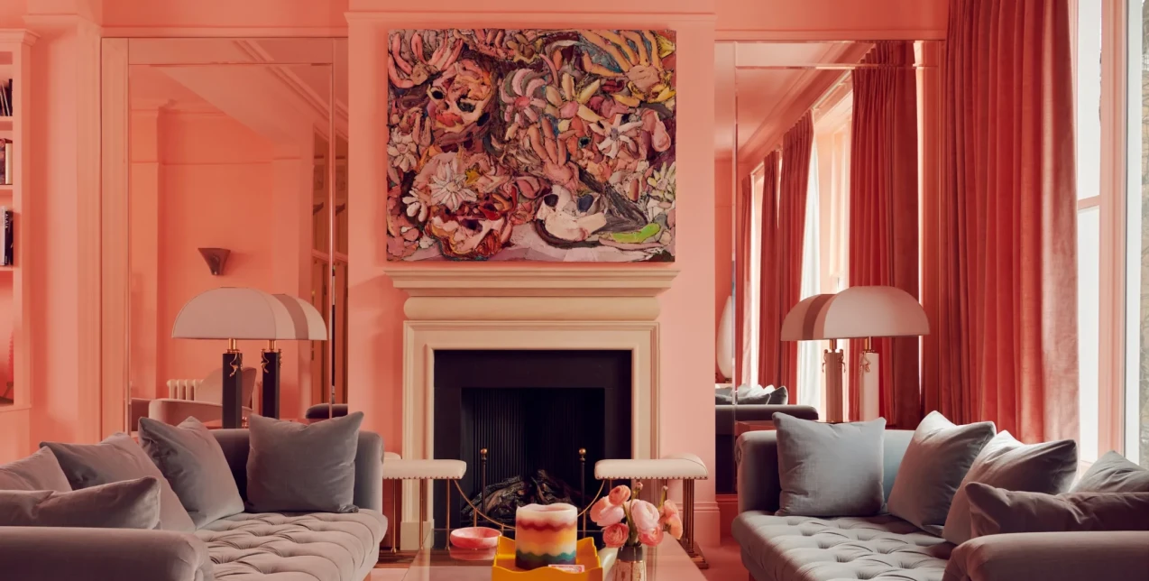 Αυτό το λονδρέζικο σπίτι συνδυάζει με μοναδικό τρόπο μια πολύχρωμη παλέτα αποχρώσεων με την αισθητική των ’80s